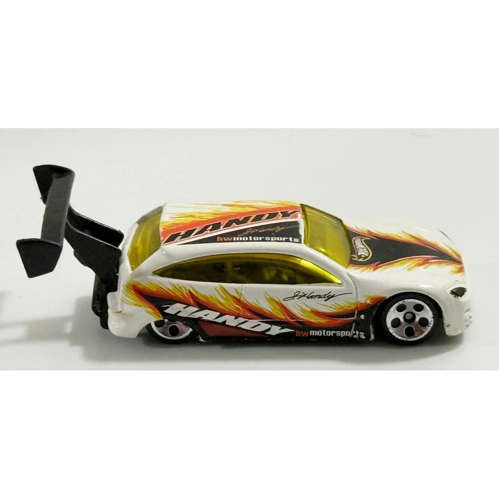 Hot Wheels Ford Focus 1:64 White Handy HW Motorsports Flame Graphics Spoiler